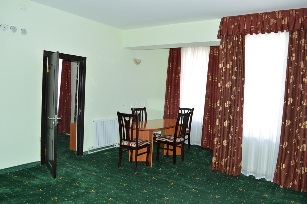Hayat Inn Хива Номер фото